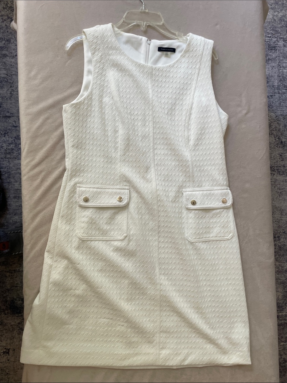 Tommy Hilfiger White Textured Sleeveless Shift Dress with Pocket Flaps